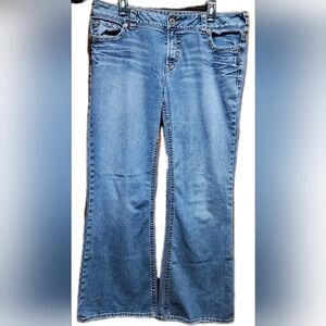 EXCELLENT Silver Jeans Suki Mid Rise Curvy Flare 36x32